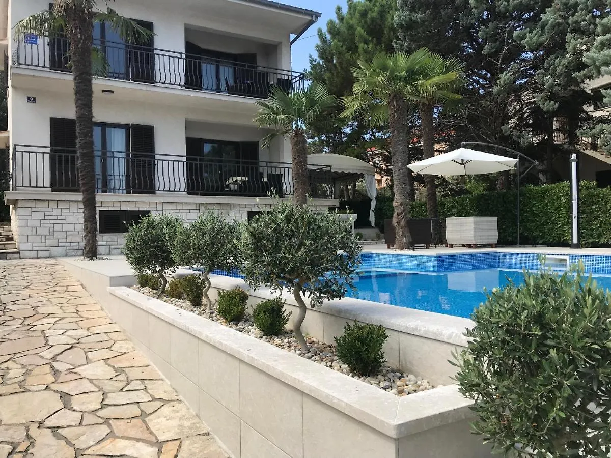 Villa Haus Tanja Malinska Croacia